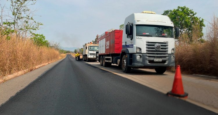 Governo de Goiás abre novas frentes de recuperação de rodovias