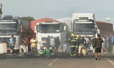 Manifestantes que não aceitam resultado das eleições bloqueiam rodovias pelo segundo dia em Goiás; veja pontos
