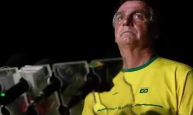 Ex-presidente Jair Bolsonaro é internado com dores abdominais em hospital nos EUA