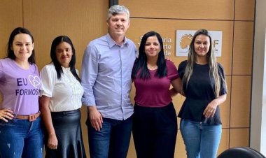 Vereadora Simone Ribeiro realiza visita à Secretaria de Transportes e Mobilidade Urbana do DF