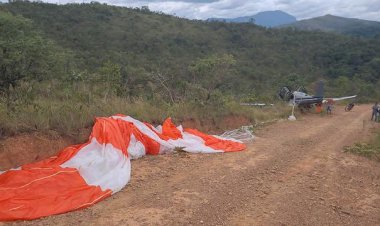 Avião monomotor cai em Minas Gerais, paraquedas salva a vida dos tripulantes