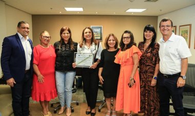 Gracinha Caiado recebe título de cidadania de São Luís de Montes Belos