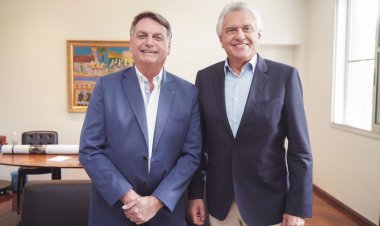 Caiado recebe Bolsonaro no Palácio das Esmeraldas, em Goiânia