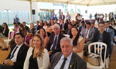 Autoridades municipais se reúnem em torno da inauguração da nova sede do MP em Formosa