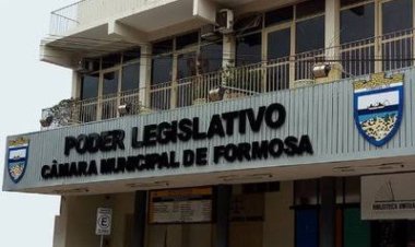 Câmara Municipal de Formosa aprova PL N.° 44 e  servidores contratados e comissionados serão mantidos