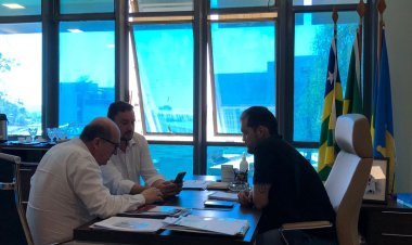 Prefeito de Formosa se reúne com assessor de deputado federal para discutir benefícios para a população