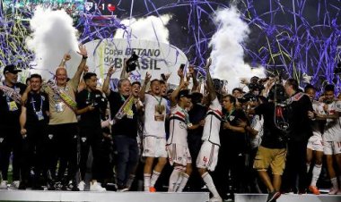 São Paulo derruba Flamengo e alcança sua maior conquista em 15 anos