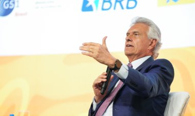 Caiado apresenta pilares do crescimento econômico goiano em Fórum Nacional do Comércio