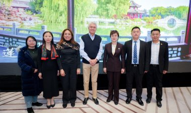 Comitiva goiana conhece “cidade do futuro” na China