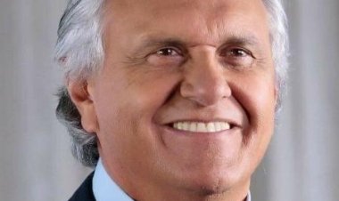 Ronaldo Caiado participa de lançamento de livro sobre debates eleitorais