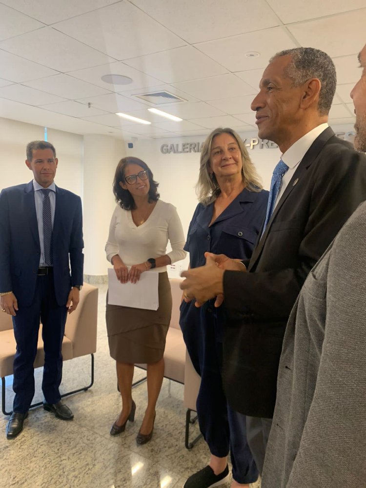 Caroline Fleury solicita aos deputados inclusão do Entorno em emendas da LOA 2024