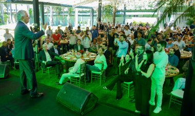 “O interior é a força do nosso estado”, afirma Caiado em encontro com jornalistas