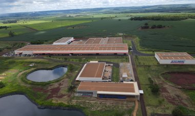 Caiado oficializa instalação da multinacional chinesa WeiChai, em Itumbiara