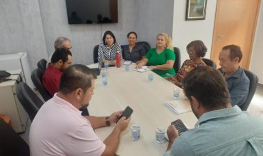 Após anos de espera, administrativos da educação de Aparecida de Goiânia paralisam por retroativo de 2015