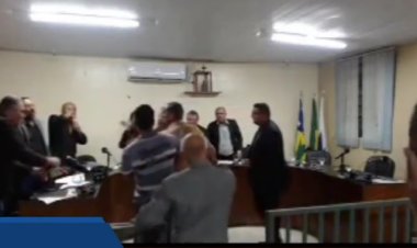 Briga na Câmara Municipal de São Domingos-GO: prefeito e vereador se envolvem em conflito