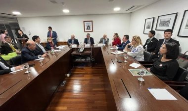 Secretária do Entorno, Caroline Fleury, detalha ações do governo em busca de solução para o transporte no Entorno e diz que tratativas continuam