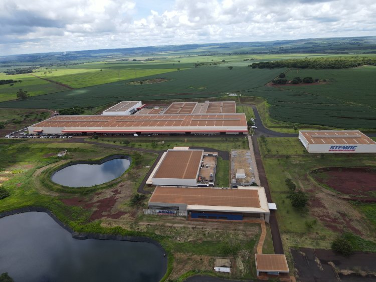 Caiado oficializa instalação da multinacional chinesa WeiChai, em Itumbiara