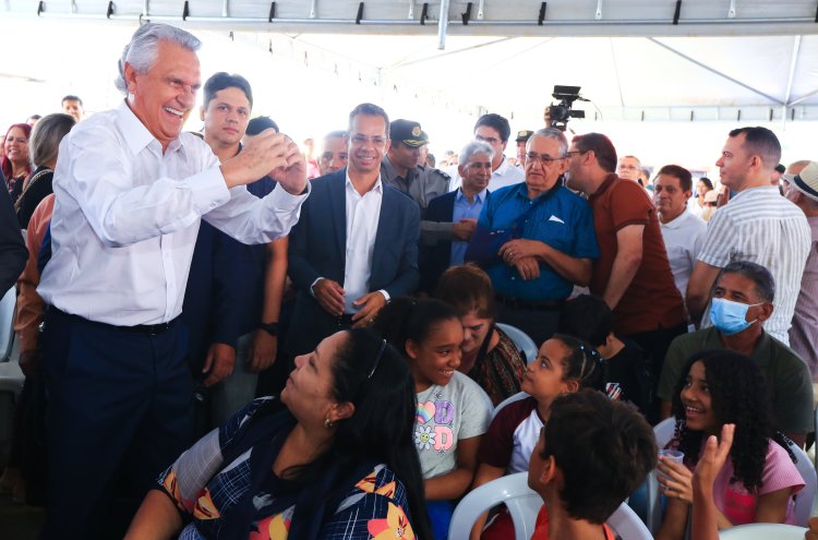 Caiado lança vacinação contra dengue em Goiás: “Cuidar e salvar vidas, esse é o objetivo”