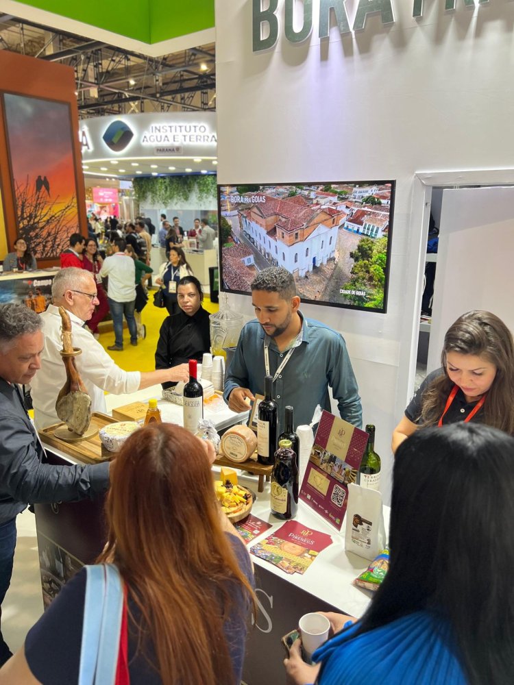 Cocalzinho e Cristalina representam turismo do Entorno na WTM Latin America em São Paulo