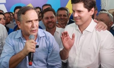 "A força do MDB e da nossa militância está à sua disposição”, diz Daniel Vilela a Sandro Mabel (UB)