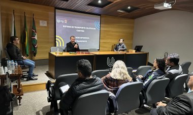 Grupo de Trabalho para aperfeiçoamento do transporte do Entorno do DF  visita modelo de Curitiba