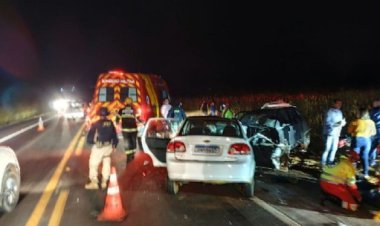 Tragédia na BR-153: colisão entre carros ceifa vidas de avó, neto e filha