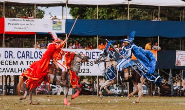 Com apoio do Governo de Goiás, Crixás realiza tradicionais Cavalhadas neste final de semana