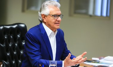 Caiado inaugura asfalto na GO-230, na região de Matrinchã