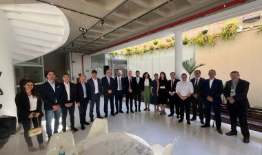 Jornalistas chineses se reúnem com secretários de Estado em evento da Brasil Central
