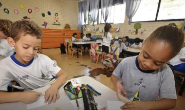 Brasil aumenta investimento público em educação