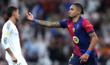 Barça goleia Real e fatura primeiro título do ano