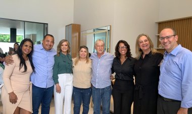 Secretária do Entorno recebe Prêmio Mérito Destaque da ACING