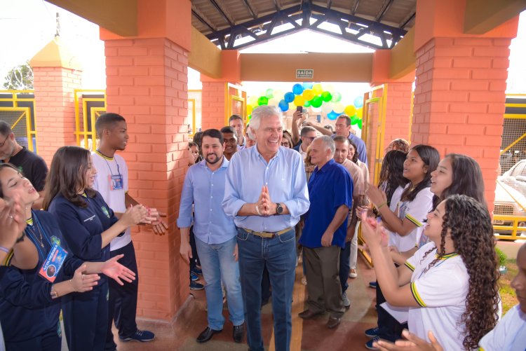 Caiado inaugura colégio de tempo integral para 454 alunos em Padre Bernardo