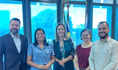 Simone Ribeiro e deputada Lêda Borges anunciam mais de R$ 3,4 milhões em investimentos para Formosa