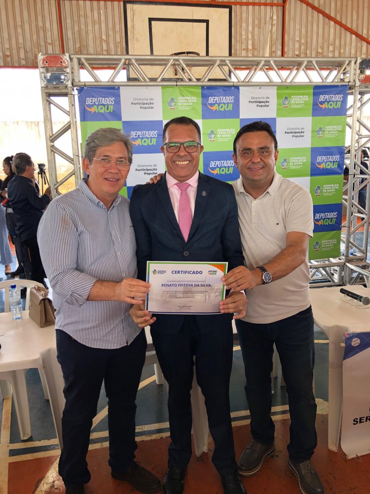 6ª edição do “Deputados Aqui” leva serviços gratuitos e homenagens à população de Formosa (GO)