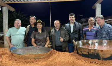 Secretário Pábio Mossoró participa da abertura da 19ª Feira da Moagem em Formosa