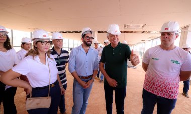 Caiado vistoria obras do Autódromo Internacional de Goiânia: evento teste para Moto GP será em janeiro