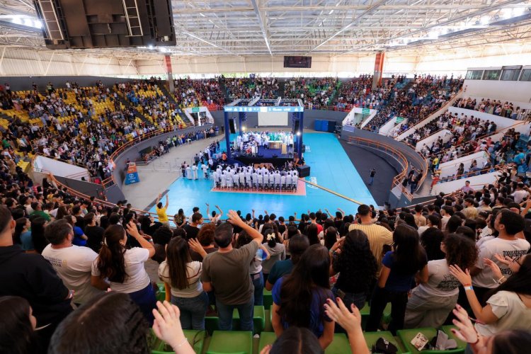 Caiado e Gracinha exaltam fé e mobilização no Dia Nacional da Juventude