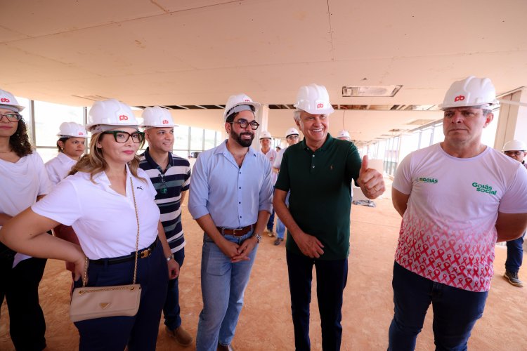 Caiado vistoria obras do Autódromo Internacional de Goiânia: evento teste para Moto GP será em janeiro