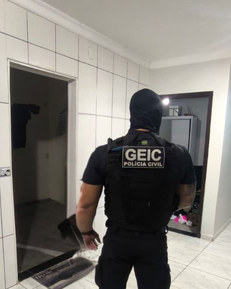 Polícia Civil cumpre mandados de busca e apreensão contra servidor e ex-servidor da Prefeitura de Formosa