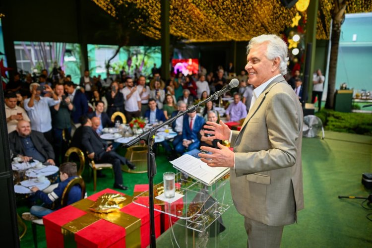 Caiado exalta força e importância do jornalismo no interior de Goiás