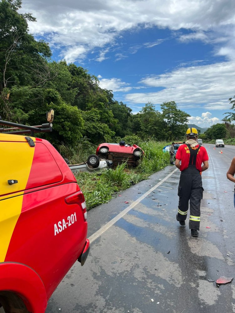 Colisão na BR-020 deixa um homem morto e outro ferido em Formosa (GO)