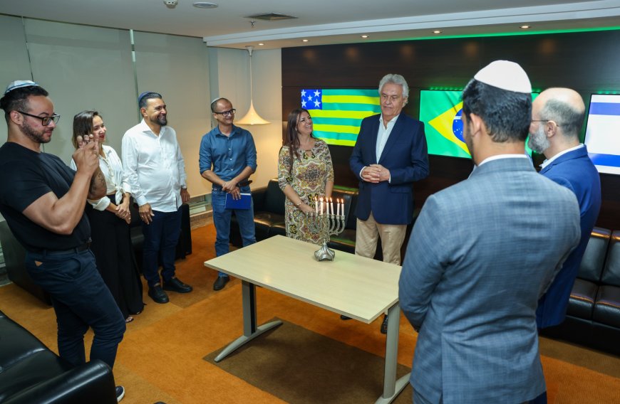 Caiado celebra Hanukkah com comunidade judaica goiana