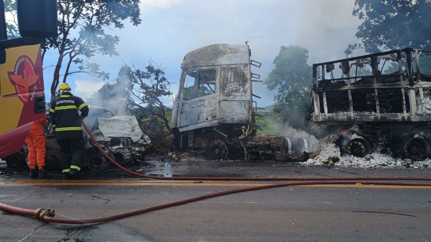 Grave acidente na BR-020 deixa dois mortos em Formosa (GO)