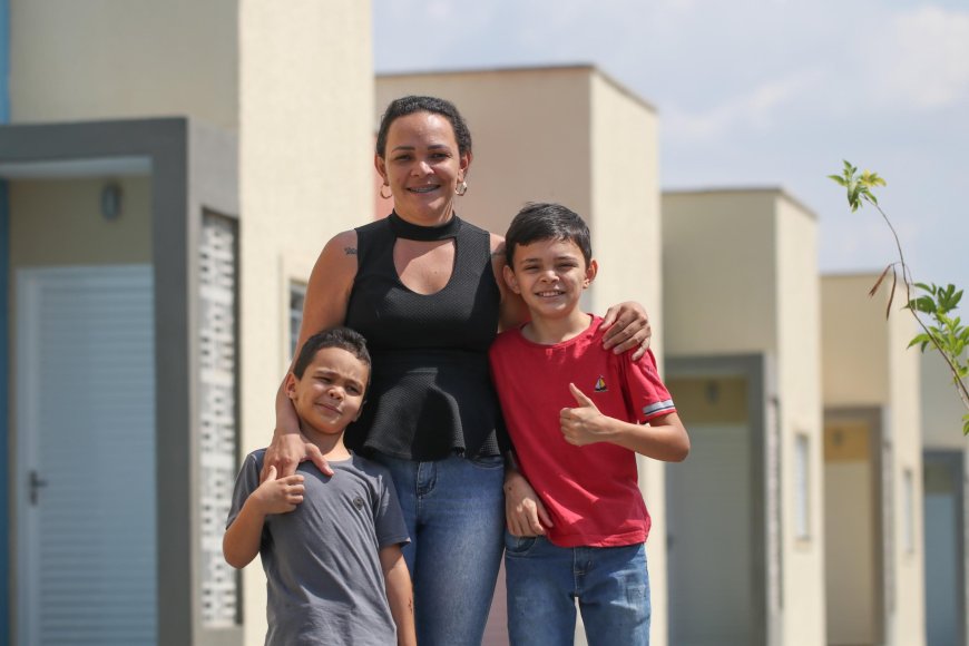 Governo de Goiás consolida política de habitação social com investimento de quase R$ 1 bilhão em 2025 