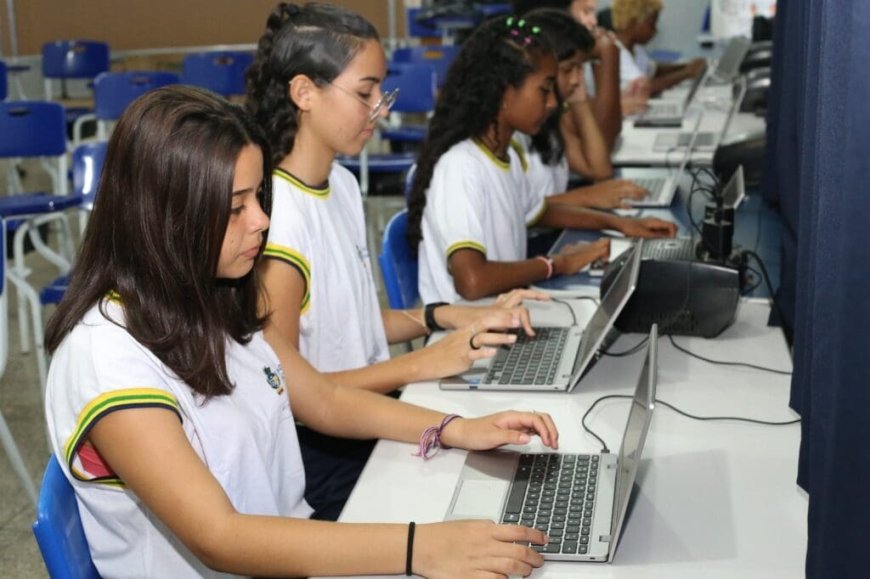 Governo de Goiás conecta 100% das escolas públicas estaduais