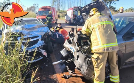 Acidente com quatro veículos deixa feridos na GO-430, em Formosa