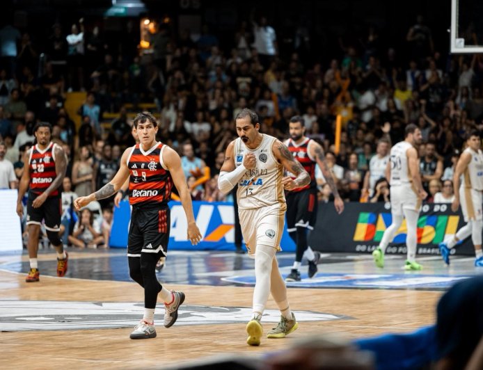 Brasília faz história, vence o Flamengo e avança às semifinais pela primeira vez em 10 anos