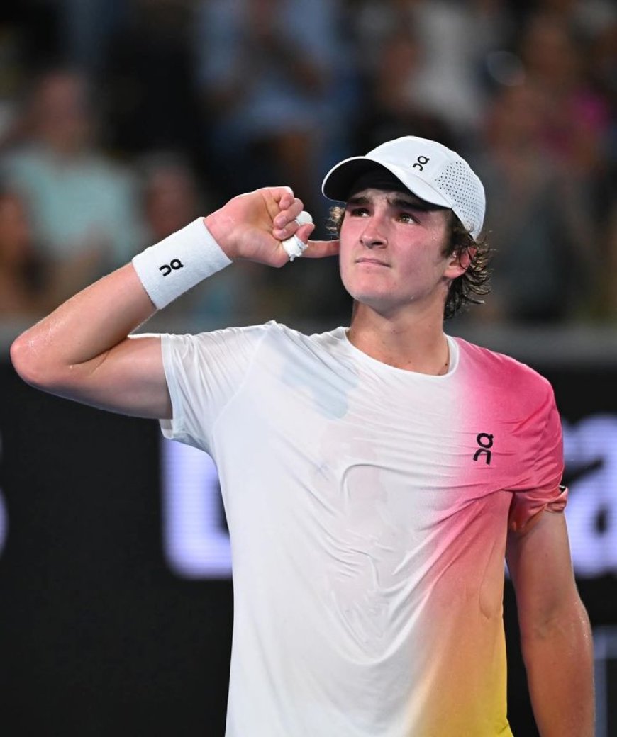 João Fonseca faz história em Roland Garros com virada épica sobre Djokovic