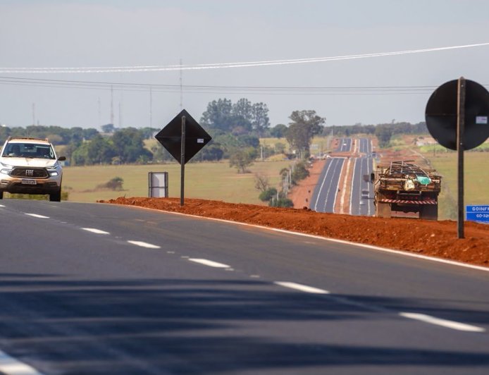 Daniel Vilela entrega duplicação da GO-320, em Goiatuba, e destaca alto padrão das rodovias goianas